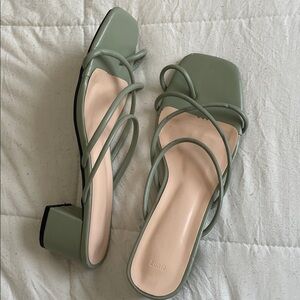 Elegant Green Strappy Women's Heels